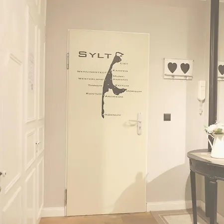 Exklusive 3-zimmer-ferienwohnung Im Herzen Westerlands * فيسترلاند