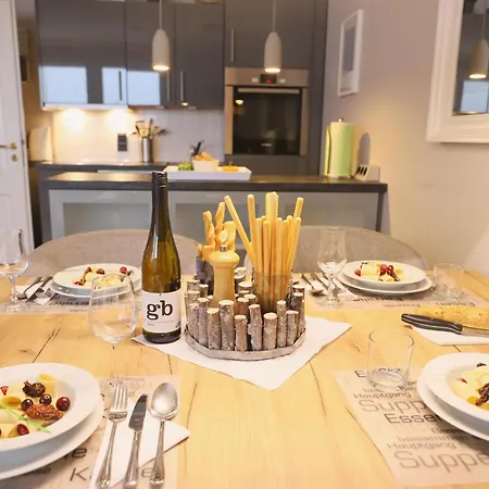 Exklusive 3-zimmer-ferienwohnung Im Herzen Westerlands شقة *