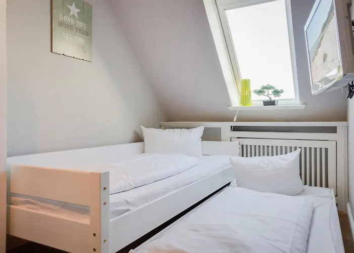 Exklusive 3-zimmer-ferienwohnung Im Herzen Westerlands 아파트 베스터란트
